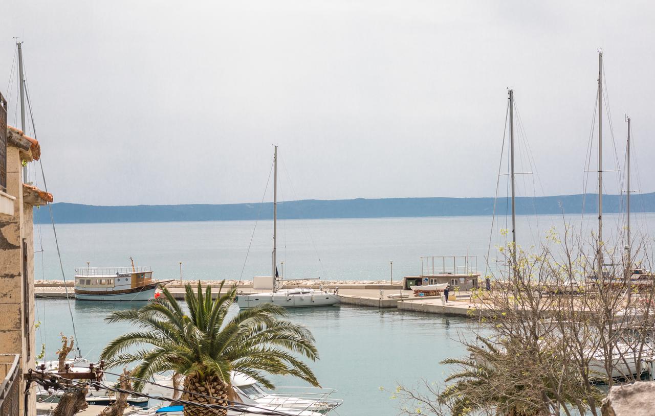 Rustical 2 Apartment Baska Voda Luaran gambar